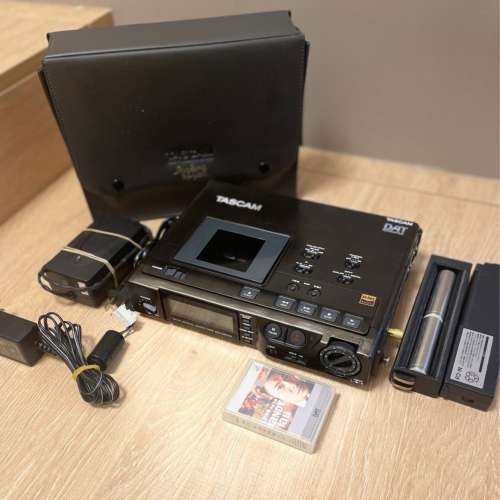 日本製TEAC TASCAM DA-P1專業級DAT隨身聽
