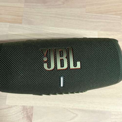 JBL Charge 5 便攜式防水藍牙喇叭 行貨 9成新 墨綠色