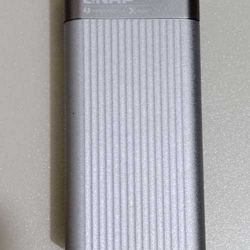 威聯通QNAP QNA-T310G1S萬兆網絡轉換器