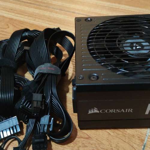 Corsair RM750 750W 80+ Gold Power Supply 全模組