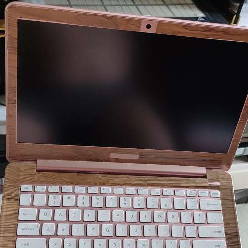 誠讓三星木紋notebook 13.3寸一部,好新淨下！