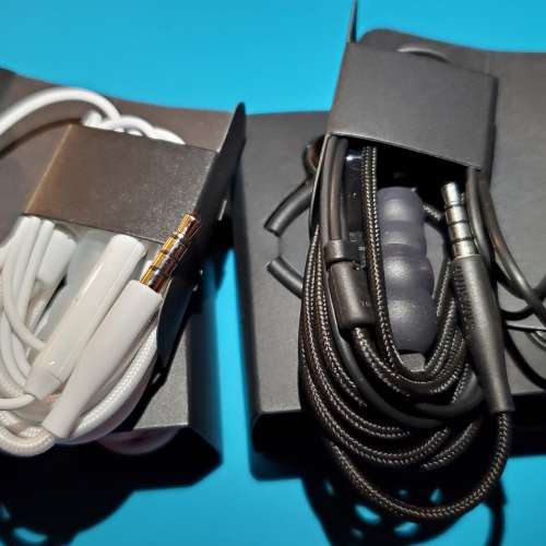 郵寄專區 Samsung Tuned by AKG S10+ 3.5mm插孔 全新原裝正貨耳筒 每件$55 黑白各...