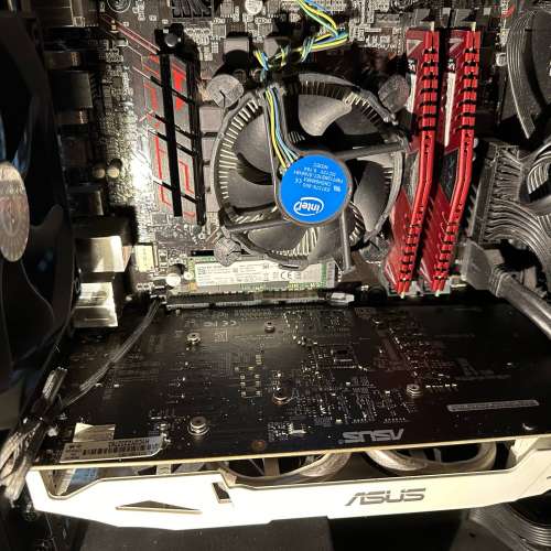 I7-7700 PC電腦 (Asus GTX 1060 6GB,512GB SSD,2TB HD,32GB DDR4 Ram,650w火牛）