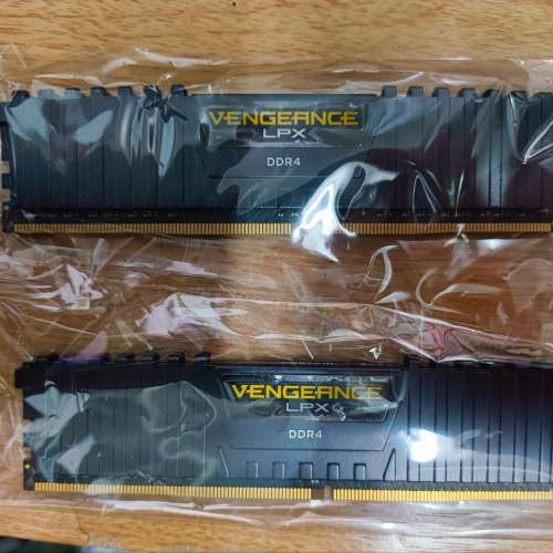 Corsair vengeance DDR4 3600mhz CL18 8gbx2 一對 ram