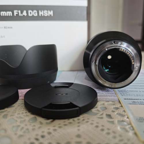 出售Sigma Art 40 F/1.4 DG E mount 98%新有保