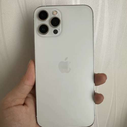iPhone 12 Pro Max 512G 白色，電池壽命99 ％，電池極好，5G 雙咭雙待，配送：手機...