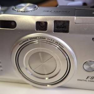 極度罕有 Fujifilm F810 Super CCD Digital Camera ***注意內容***