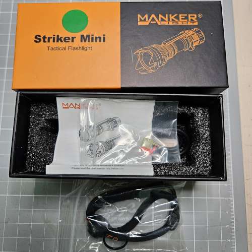 95%new，Manker漫客Striker Mini 遠射爆閃 隨身攜帶EDC 手電筒 635流明 防水戶外防身