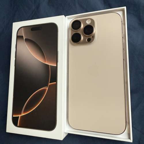 100%new  iPhone16 pro max 512 有一年保養