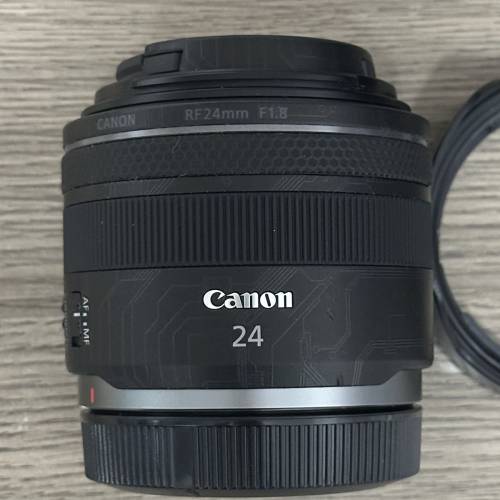 Canon RF 24mm F1.8 Macro IS STM