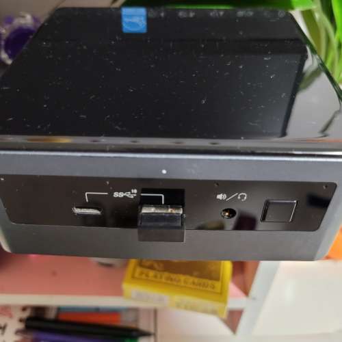 Intel NUC I3 10110U