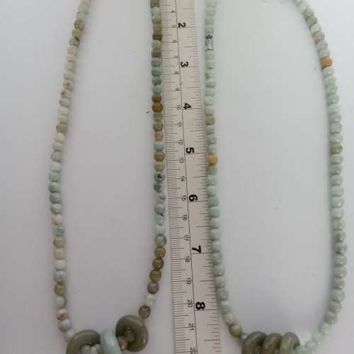 3粒翡翠A玉7mm平安扣配上A玉6mm18寸頸鏈,每套售200元兩套300元。no.B19.5.25