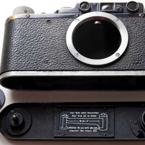 Leica II Boby(L39)產於1934年(黑白菲林首選)影到靚相嘅Black Paint古董黑漆露銅(收...