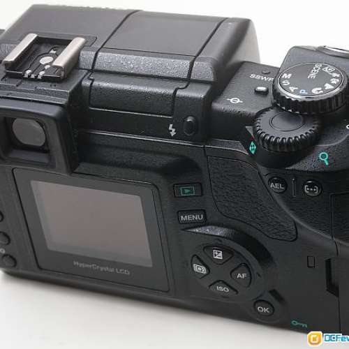 Olympus E-300 Body(使用次數少，Shutter數 不多於2仟)同Leica M8 M9 用同一粒 Kod...