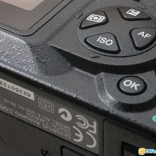 Olympus E-300 Body(使用次數少，Shutter數 不多於2仟)同Leica M8 M9 用同一粒 Kod...