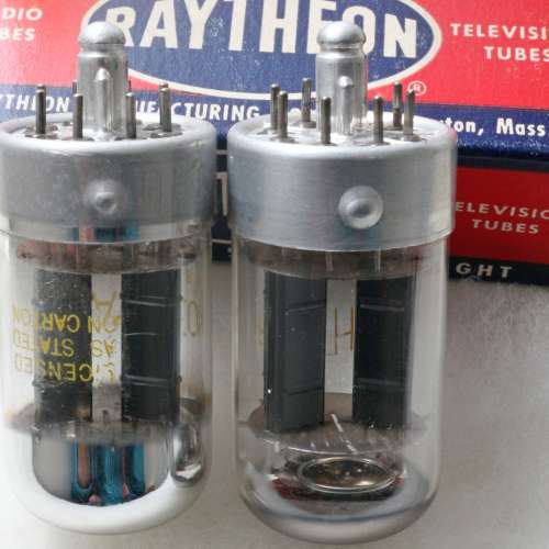 Raytheon 7N7 (金屬座,粉字)驅動胆,加轉換器可直接取替6SN7(附原裝盒)