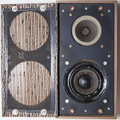 Goodmans Maxim 兩隻不同版本 Alnico磁鐵15 ohm(保証全原庄)普遍口碑都要比LS/35A更好