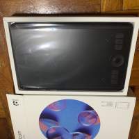 99.99% new wacom intuos pro pth460（8912 pressure levels)