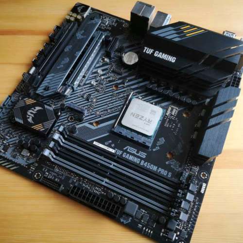 AMD Ryzen 5 3600 AM4 CPU + Asus TUF Gaming B450M Pro S MATX