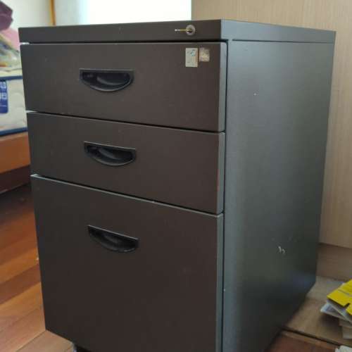 steelcase 文件櫃一個