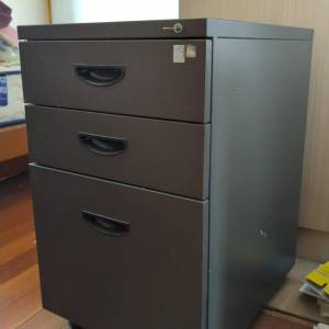 steelcase 文件櫃一個