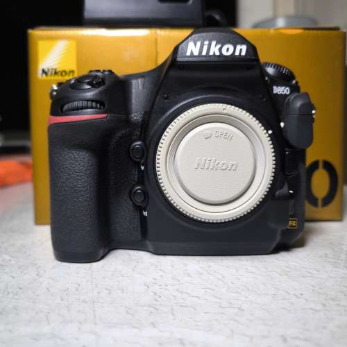Nikon D850