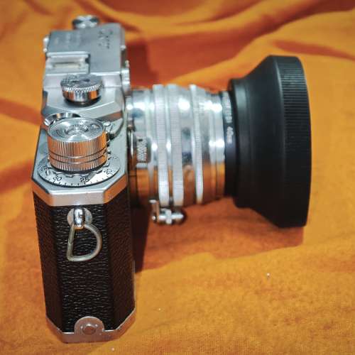 Canon IID2 膠片機搭載 50/1.5 LTM 50mm 50 鏡頭，快門正常，過片正常，視窗清晰偏...