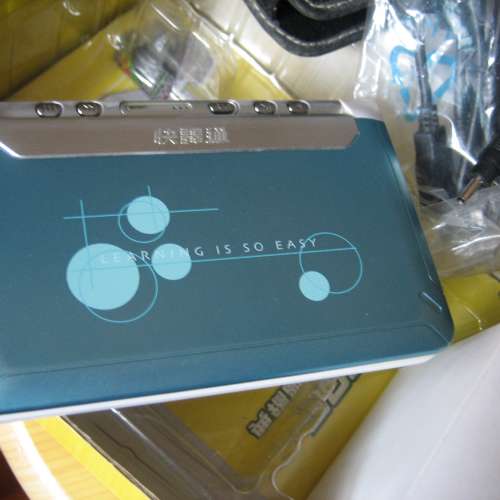 快譯通ED280c  電子字典