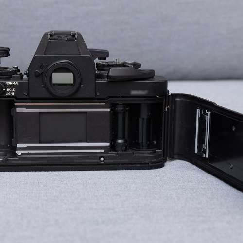 Canon New F-1 + 銀圈版FD 50/1.4