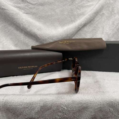 Oliver Peoples Gregory Peck.OV5186 1211.Tortoise Frame.Bronze Lenses 47–23.150