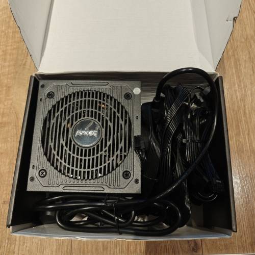 ANTEC CSK 750W 火牛