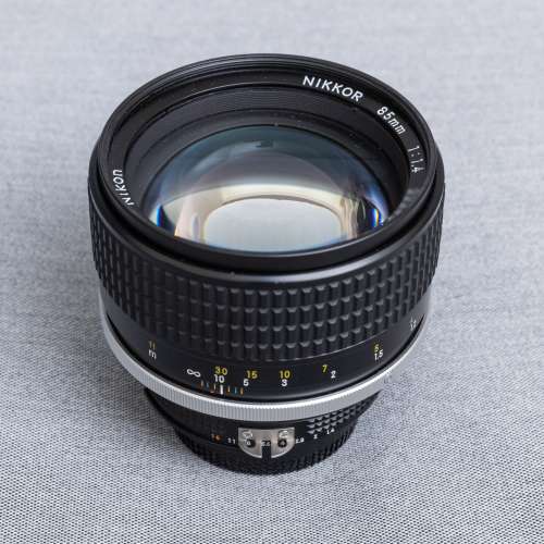 Nikon AI-S Nikkor 85mm f/1.4