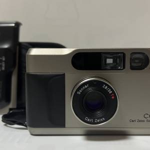 CONTAX T2 with data back, bag