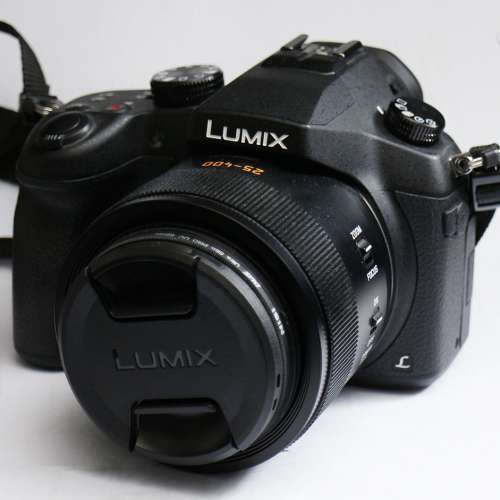 Panasonic Lumix FZ1000 1" sensor 25-400mm f2.8-4 Zoom 4k