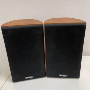 加拿大 MarQuis MQ200 喇叭 2.0

音箱