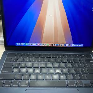 MacBook Air M2 16G Ram + 512G SSD