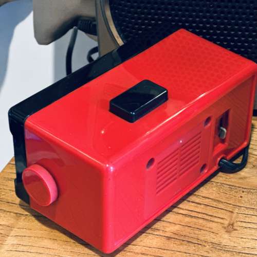 出售Seiko精工翻頁座枱鐘，100%正常，外觀88%新，使用100v電壓，有意請pm我，謝謝