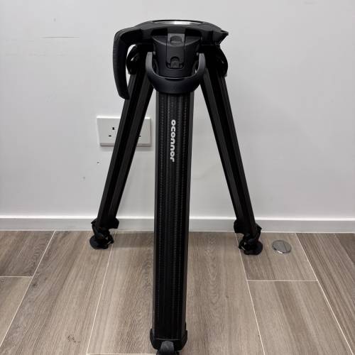 Oconnor Flowtech 100 with case (Sachtler )