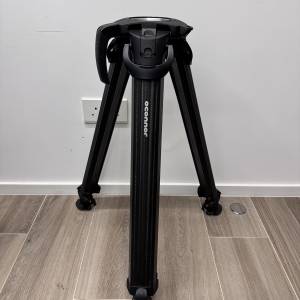 Oconnor Flowtech 100 with case (Sachtler )