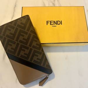 意大利名牌Fendi銀包