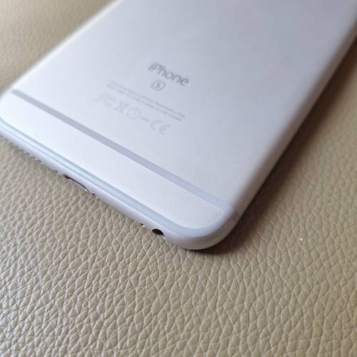 新淨 Apple iPhone 6s Plus 64GB 銀色 連 玻璃貼 機套