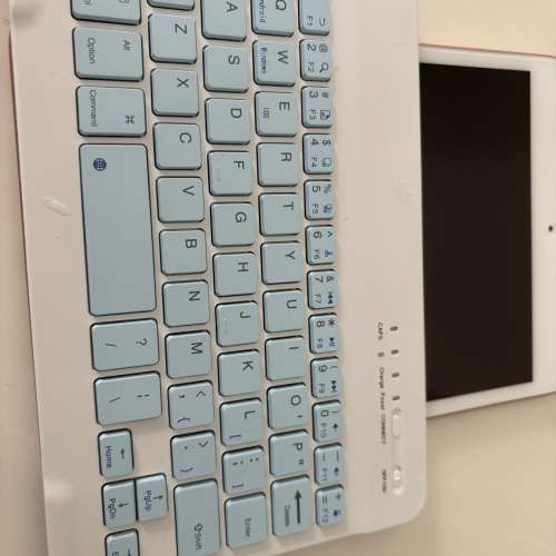 iPad mini 5 with pencil and keyboard