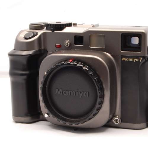 Mamiya 7