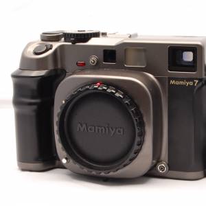 Mamiya 7