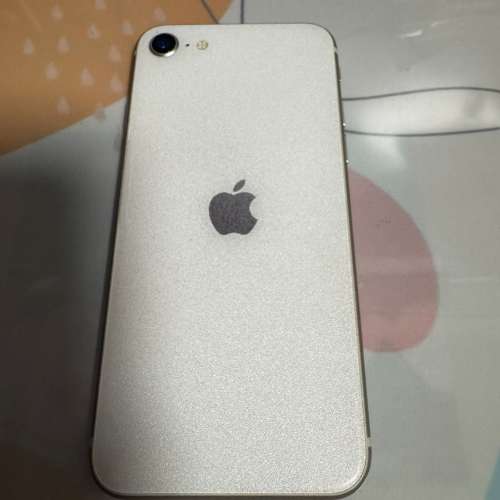 iPhone SE3 128GB 星光色