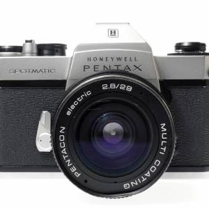 Honeywell Pentax Spotmatic SP II 35mm SLR Film Camera w/ Pentacon Electric Lens
