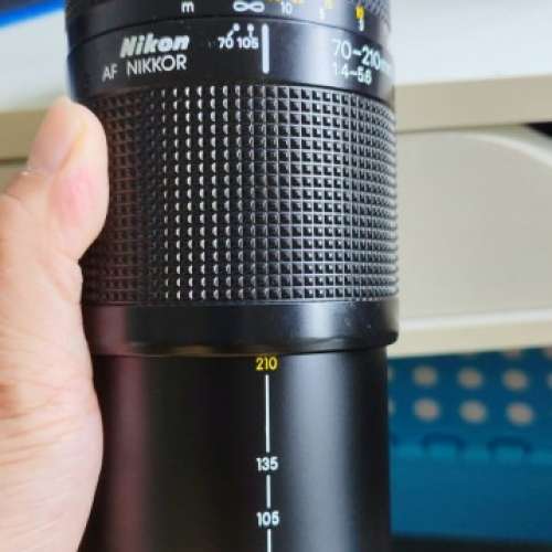 放NIKON 二支AF NIKION 70-210mm及24-50mm 3.3-4.5鏡共=$1200