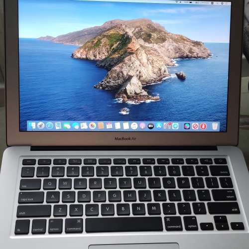 $999誠讓電池壽命超越100% macbook air 一部,整體新淨！