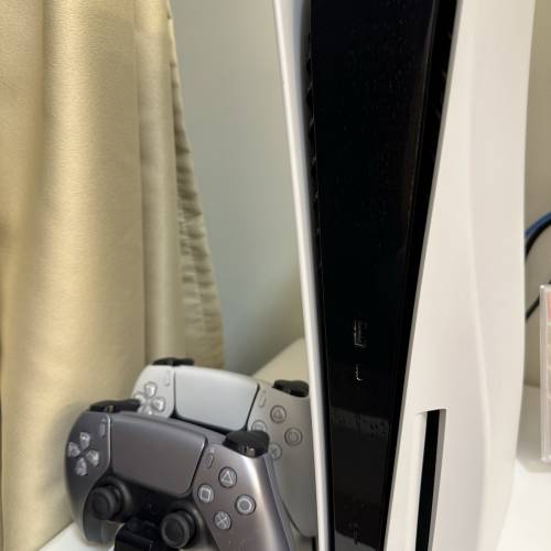 Ps5 光碟版 兩手掣 保到26年3月