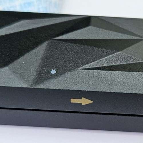 幾乎全新 iFi audio iSilencer MAX（USB-C to USB-C）信號消噪器 最高支援 100W 輸...